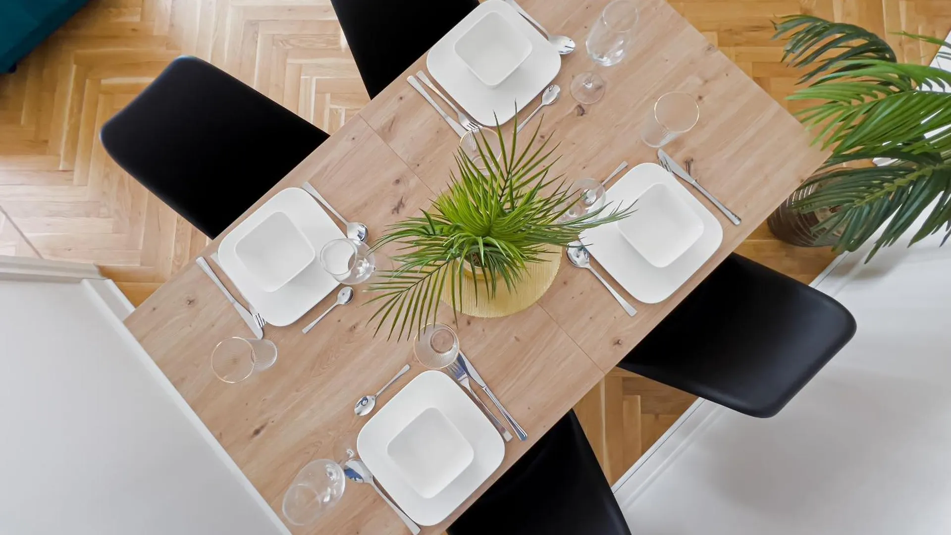 Apartment Erstklassiges Ferienapartment Citynah Mit 1 Schlafzimmer - Wifi, Tv, Kuechenzeile, Waschmaschine&Trockner Leipzig