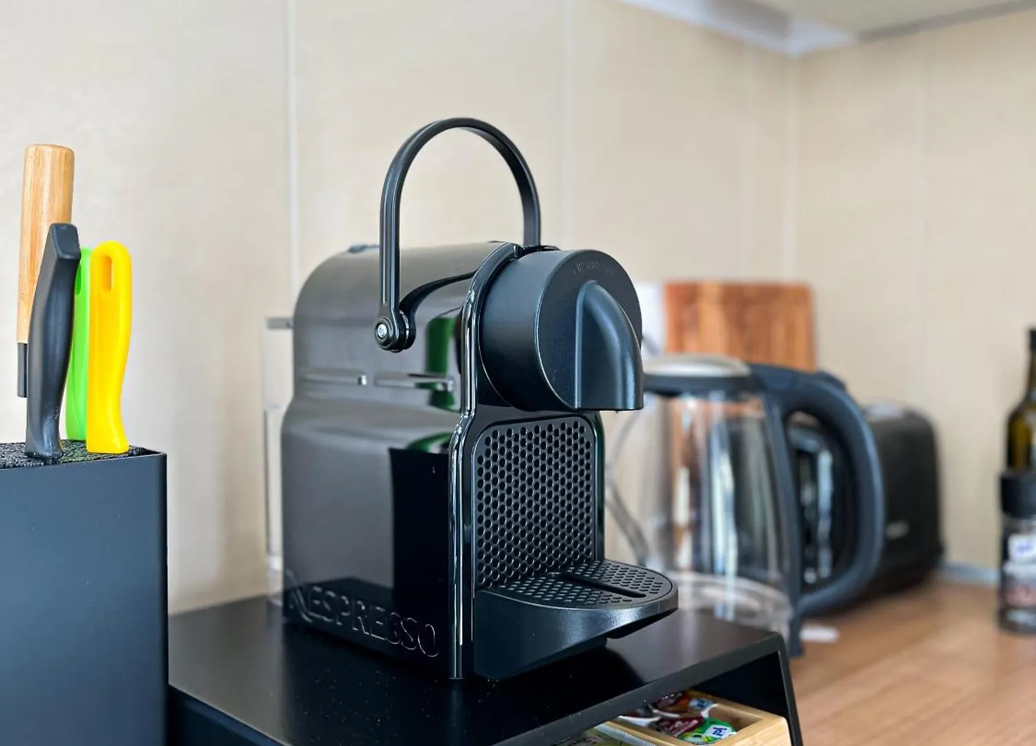 Erstklassiges Ferienapartment Citynah Mit 1 Schlafzimmer - Wifi, Tv, Kuechenzeile, Waschmaschine&Trockner Leipzig